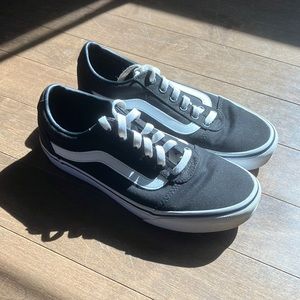 Lightly worn black size 8 Vans